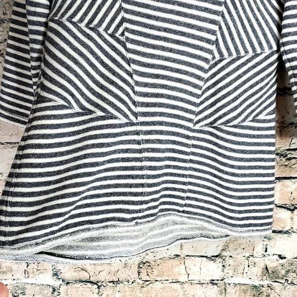 5/$30 🎀 Calvin Klein | Performance Striped French Terry A-Line Athleisure Top - Picture 6 of 10